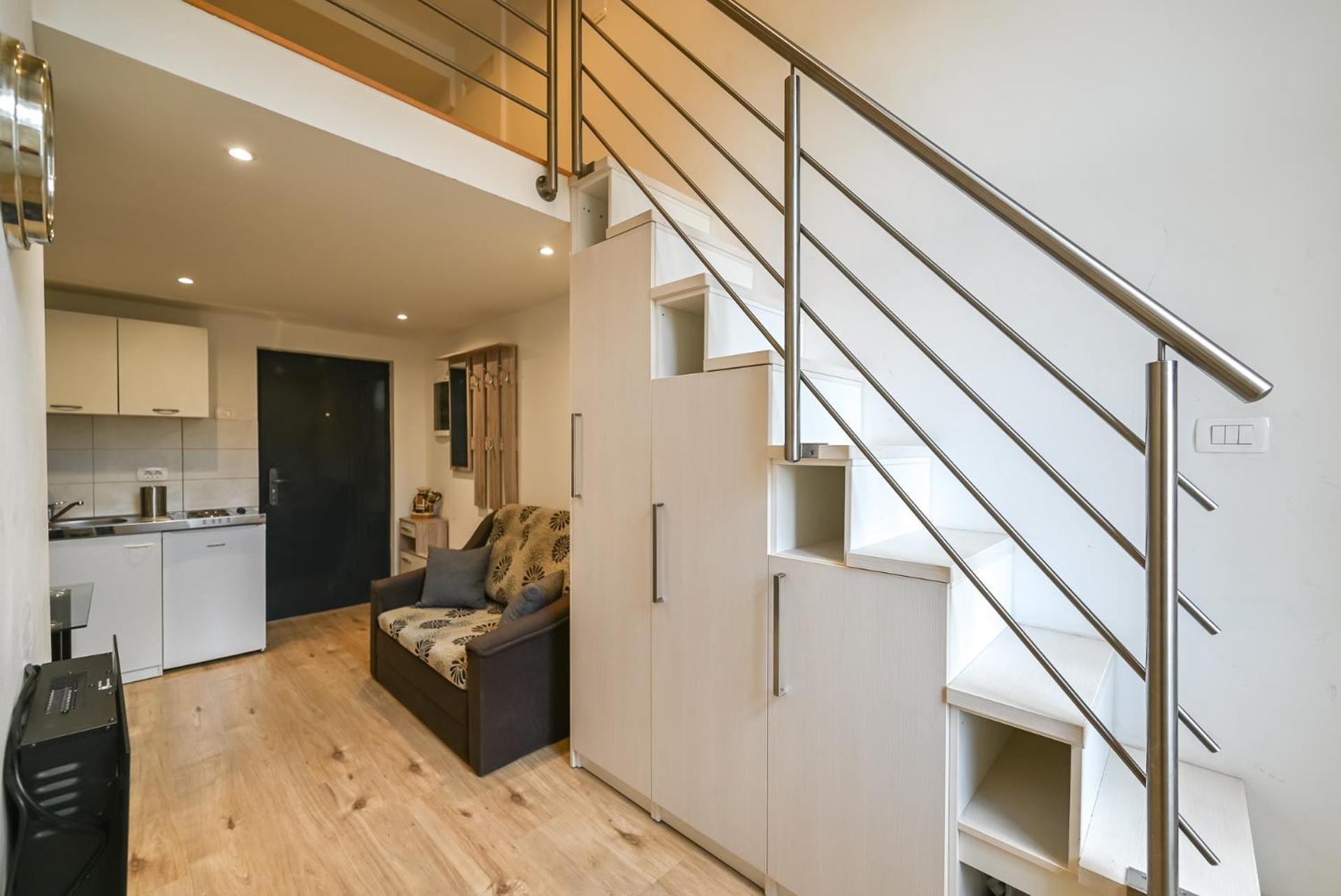 Apartment Apartma N'poznam Tobacna 2 Ljubljana