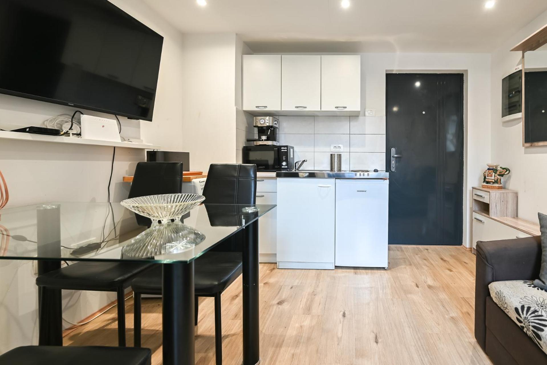 Apartma N'poznam Tobacna 2 Appartement *